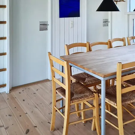 8 Person In Ebeltoft