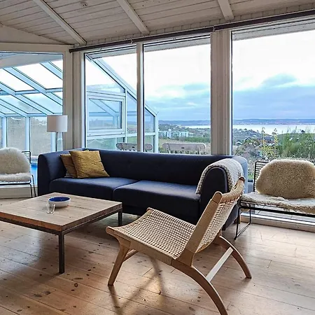 4 Star In Holiday home *