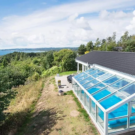 Ferienhaus Panoramic Pool Retreat - By Traum Ferienwohnungen