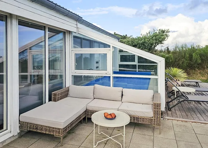 Panoramic Pool Retreat - By Traum *